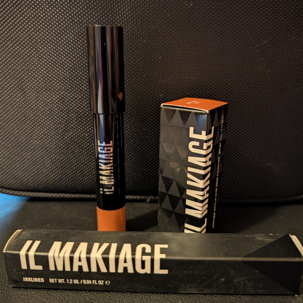 IL MAKIAGE Ink Liner - Black, And 2 Lipsticks
